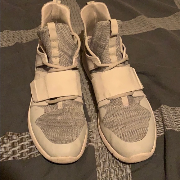 Call It Spring Messi-17 - Picture 3 of 5